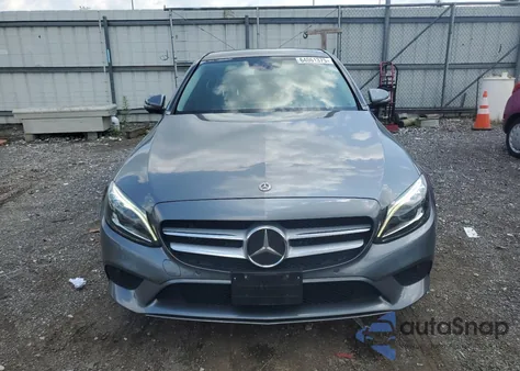 2019 Mercedes-Benz C 300 4Matic из США, поврежденный, VIN 55SWF8EB3KU272157